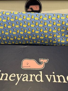 Vineyard Vines lemonade Tie NWT